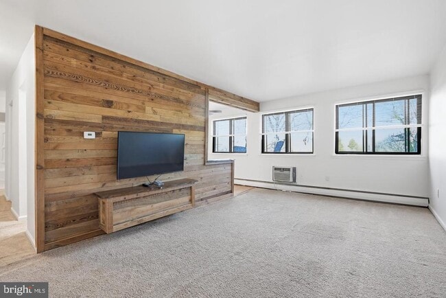 Building Photo - 201 Philadelphia Pike Unit 326