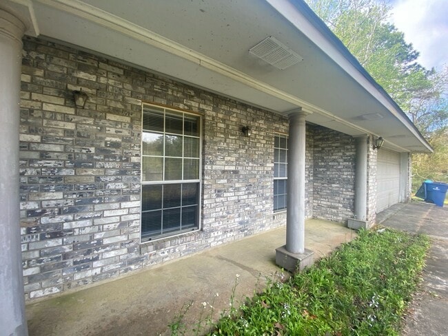 Photo - 1219 Port Arthur Terrace