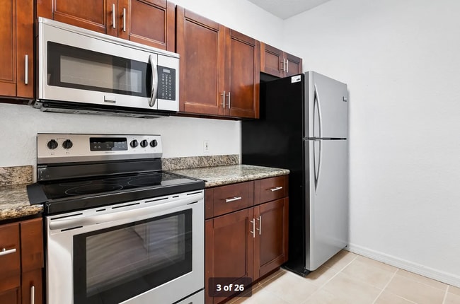 Photo - 18001 Richmond Pl Dr Unit 121