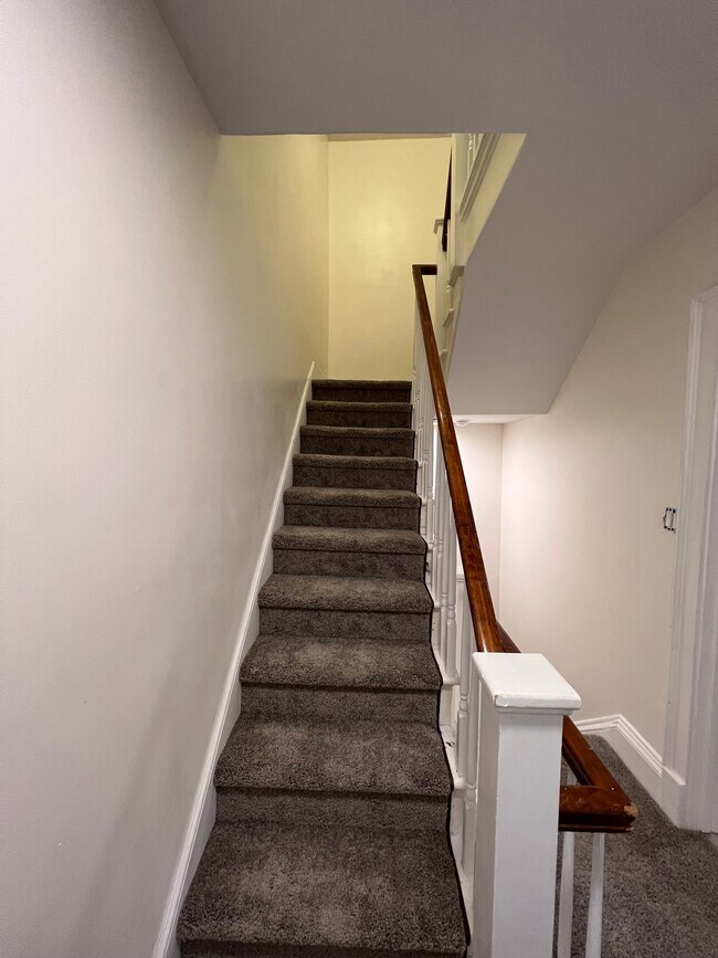Photo - 200 N Pearl St Unit 1