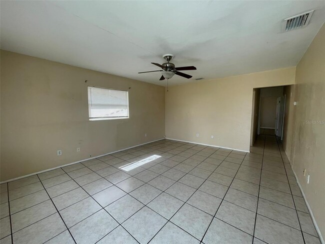 Photo - 3305 13th Ave W