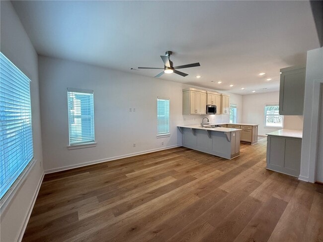832 Dockery Ln