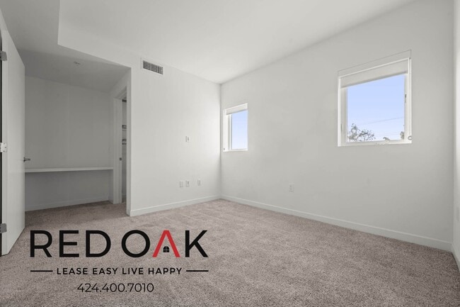 Photo - 11405 Chandler Blvd Unit 516