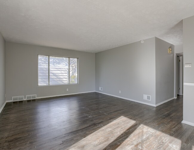Photo - 8061 Arbor St