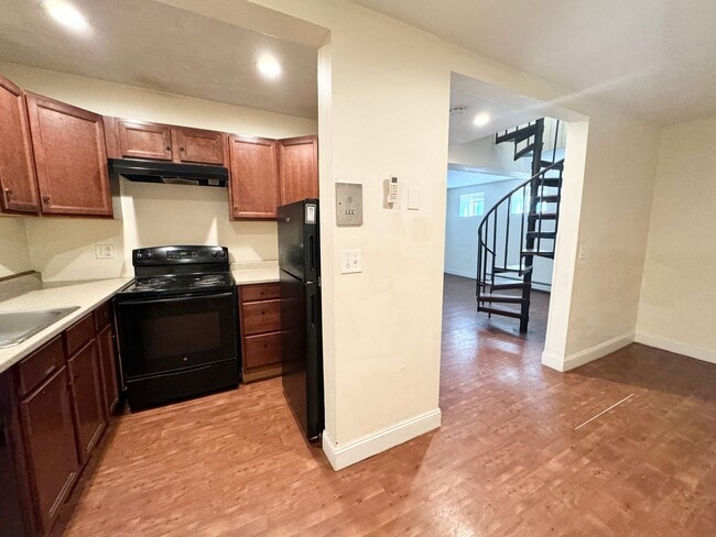 Photo - 13 Ruggles St