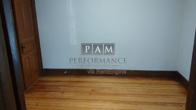 Photo - 902 E Chambers St