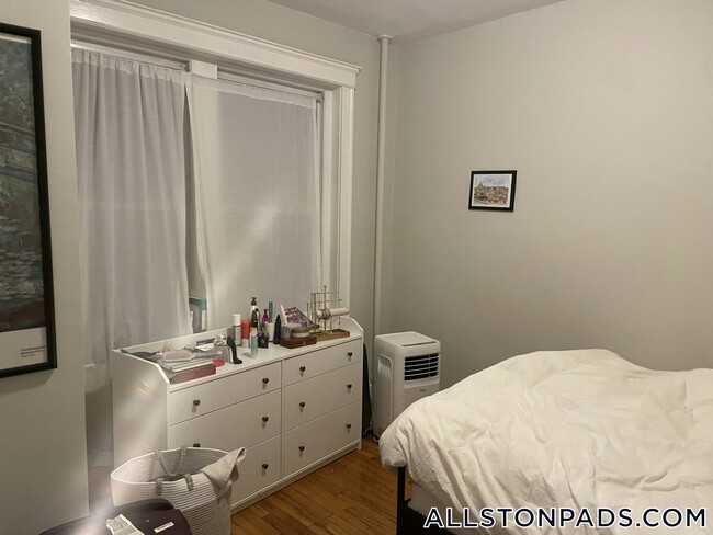 1193 Commonwealth Ave Unidad 8