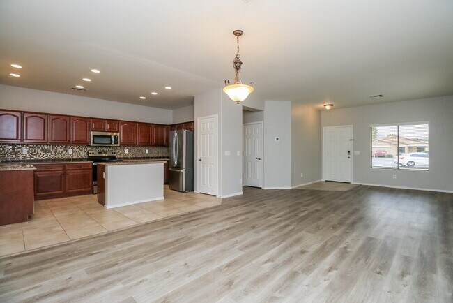 Photo - 6629 W Range Mule Dr