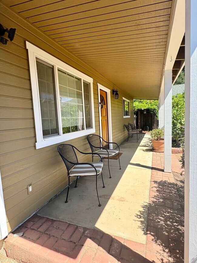 Photo - Single Family Home in Oak View!