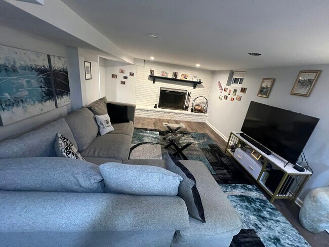 Photo - 4803 Creek Shore Dr