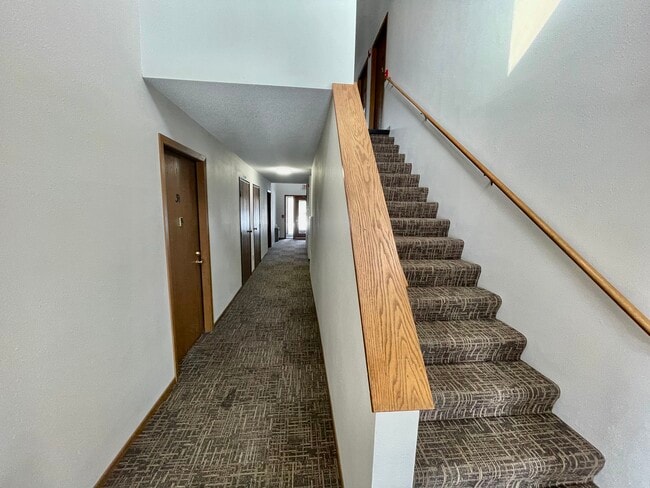 Photo - 321 W Bert St Unit 1