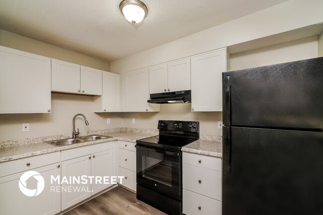 Photo - 1339 S 28th St