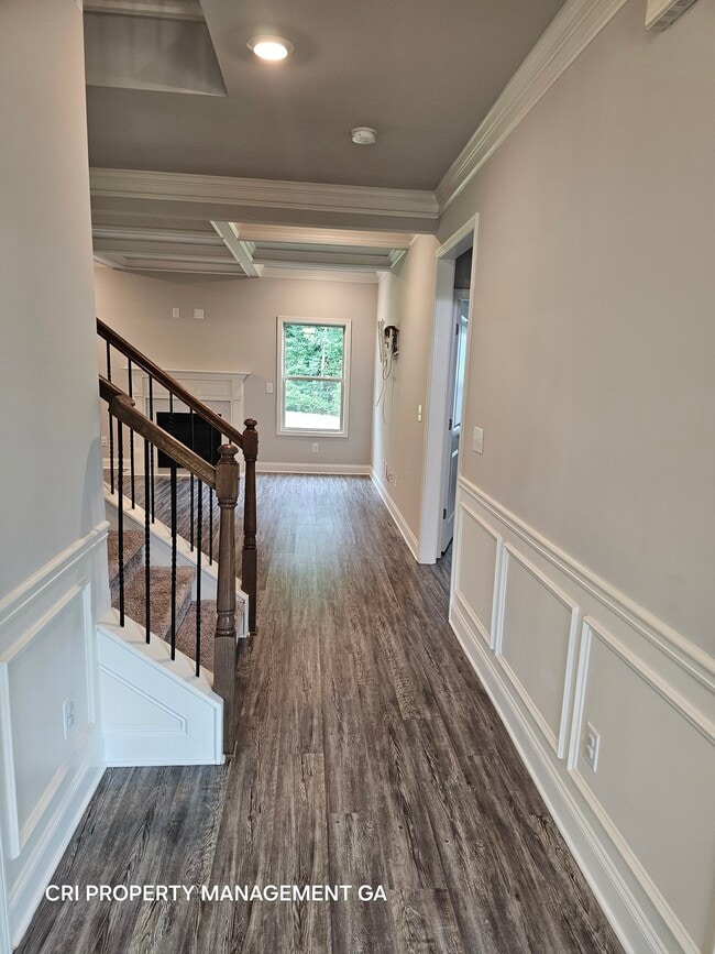 352 Newshaw Dr