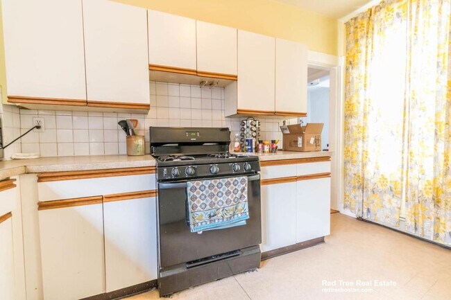 Photo - 1 S Whitney St Unit 1