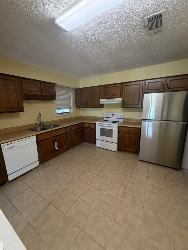Photo - 4361 Bennett Wood Dr