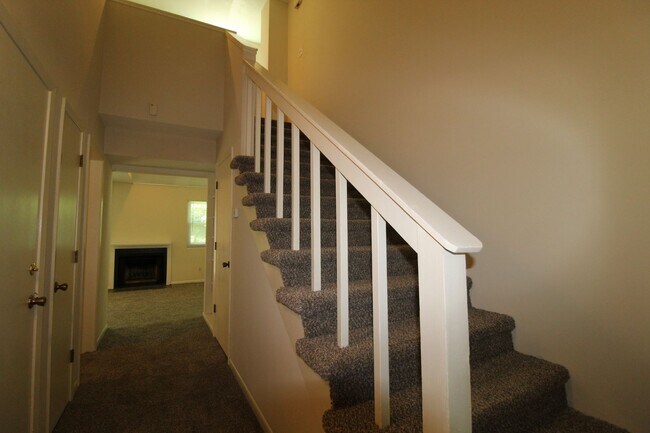 Photo - 2 Bedroom 1 Bath Duplex in the Westport Area