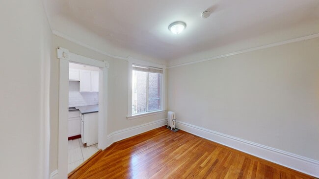 Photo - 925 Geary Street