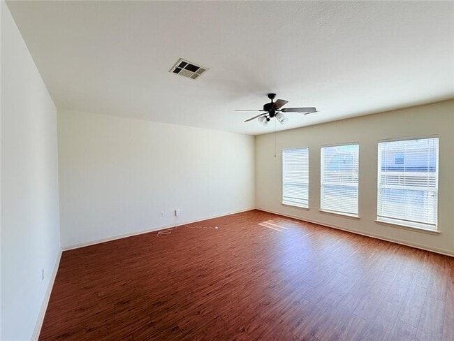 Photo - 1913 Short Summer Dr