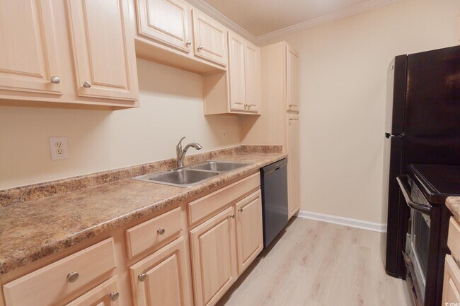 Photo - 3795 Hitchcock Way