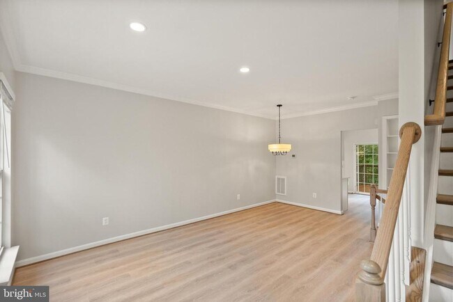 Photo - 12527 Heykens Ln