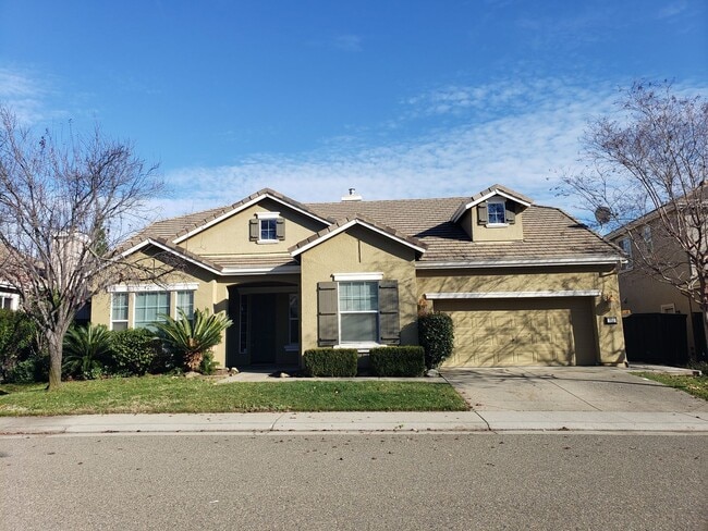 Building Photo - Empire Ranch 3 Bdrm, 2 Bath Rental