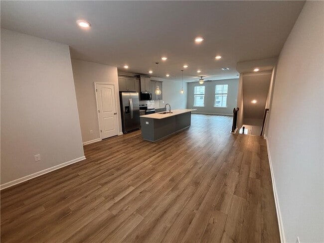 Photo - 173 Werner Brk Wy SW