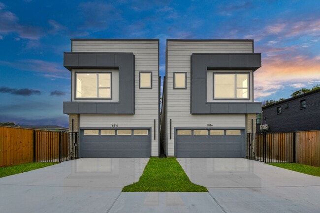 Building Photo - 6816 Del Rio St Rental