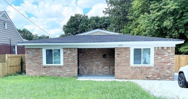 Photo - 1437 Castalia St