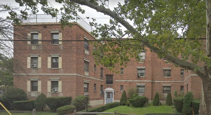 Photo - 203-15 42nd Avenue