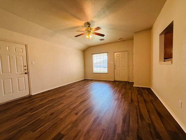 Photo - 2801 Lucille Dr Unit 2801-B Lucille Dr, KI