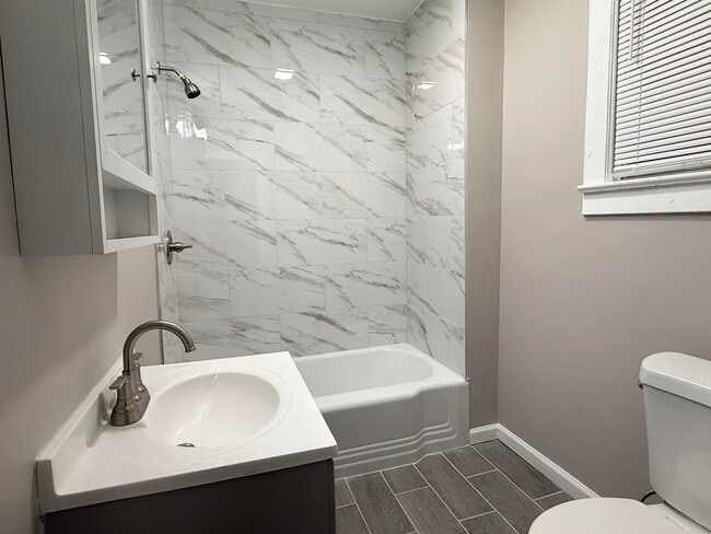 Photo - 294 Virginia Ave Unit 1