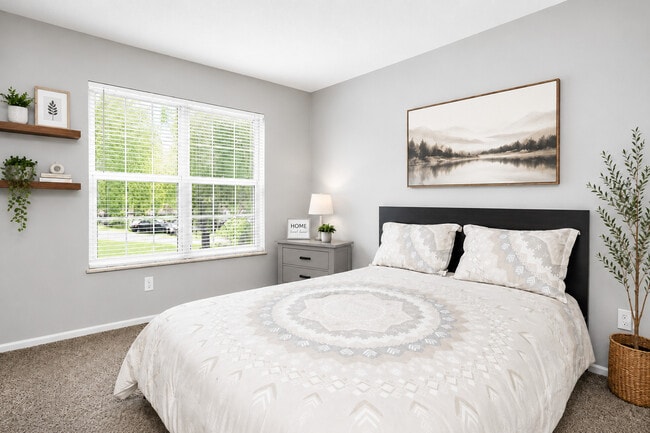 Inviting Primary Suite 2 bed 2 bath