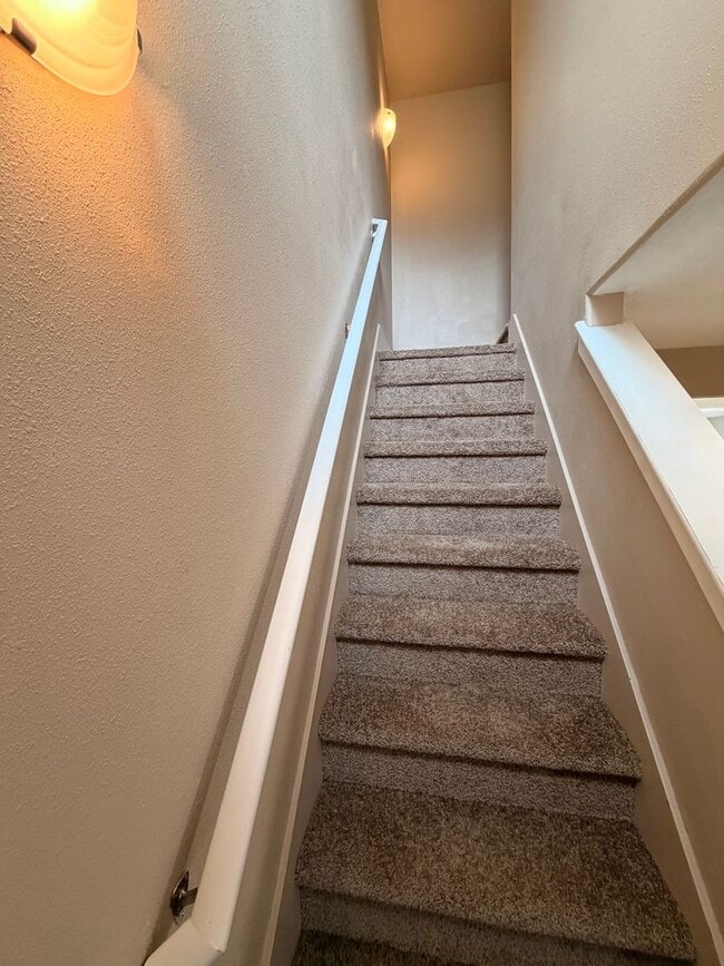 Photo - 3-Bedroom Duplex in Lowell