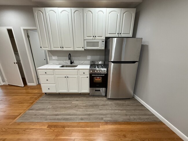 Photo - 83 Haven St Unit 3C