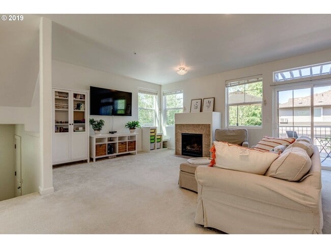 Photo - 1877 NE 102nd Ave