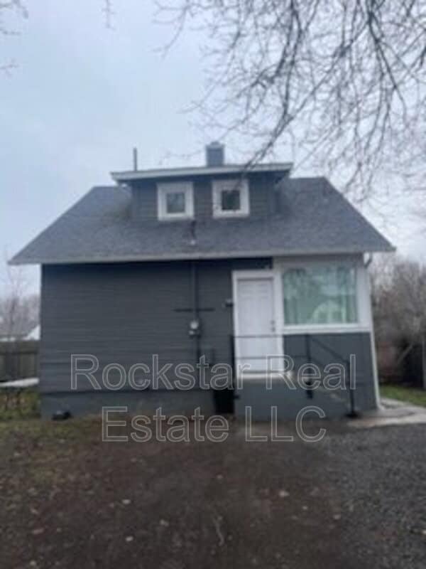 Photo - 5123 N Monroe St