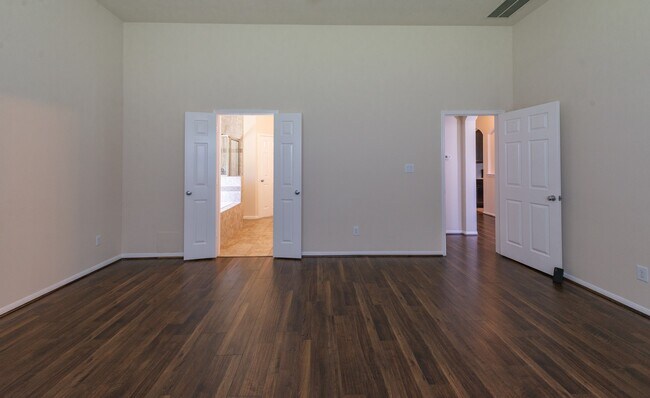 Photo - 26302 Fox Ridge Ln