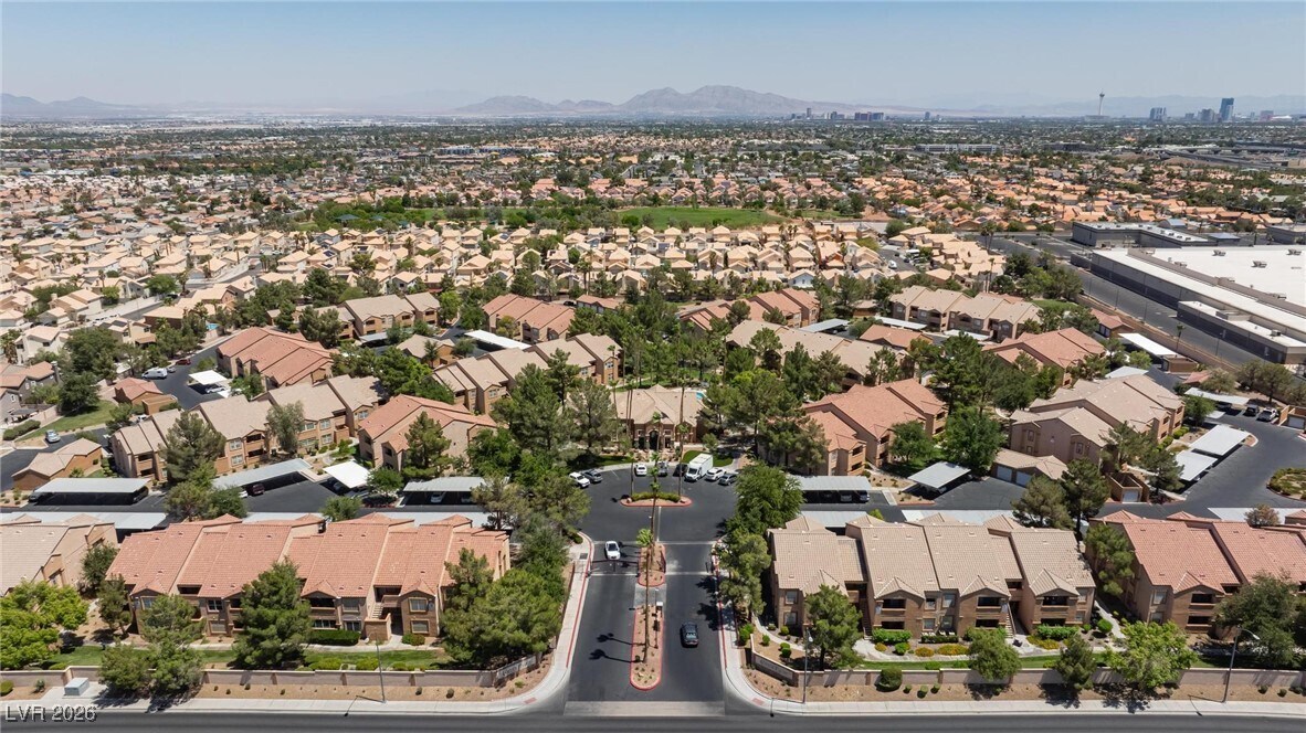 Photo - 1150 N Buffalo Dr Unidad 2059