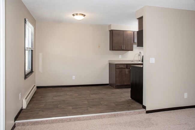 Chateau Apartments