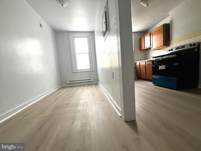 Building Photo - 2130 W Spencer Ave Rental
