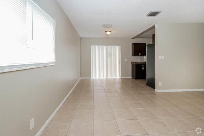 Building Photo - 4996 SW 4th St Rental
