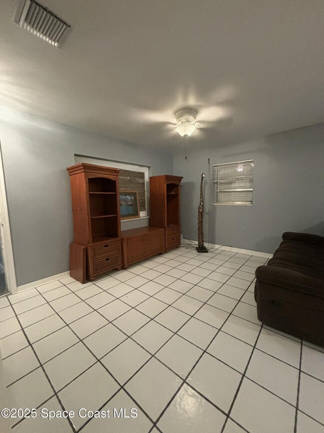 Photo - 2660 Pine St NE