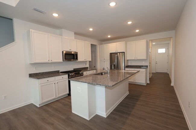 Photo - 20436 Spyglass Cir