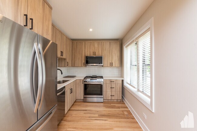 Photo - 4843 N Seeley Ave Unit 4857-2