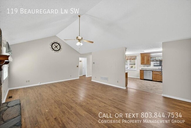 Photo - 119 Beauregard Ln SW