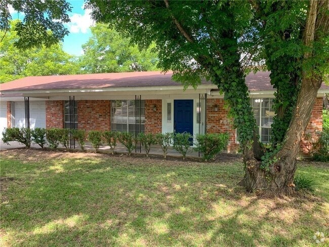Building Photo - 11303 Titian Dr Rental