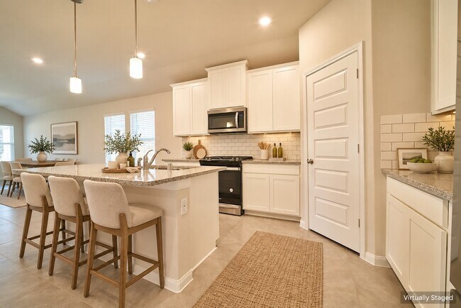 21522 Iron Oak Ln