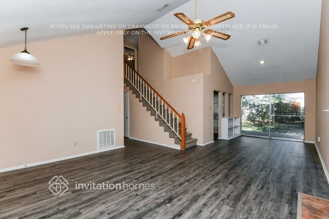 Photo - 3805 Waxwing Cir S