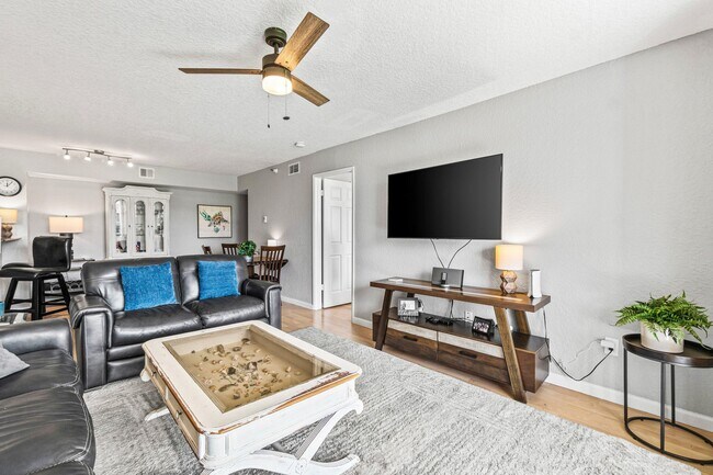 Photo - 145 Yacht Club Way Unit 210