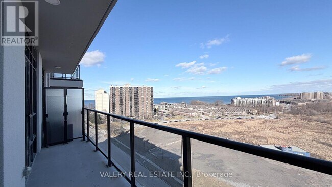 Photo - 461 Green Rd Unit 1208